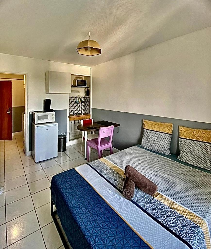 Appartement Proche Gare Et Centre Ville Melun Exterior foto